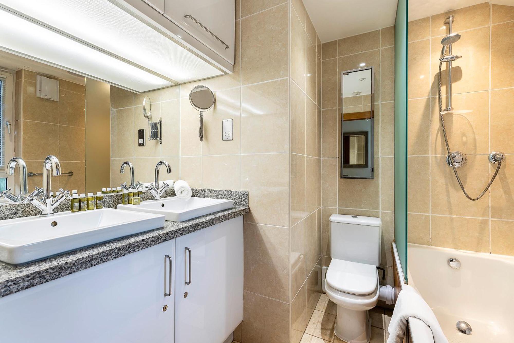 Tower Bridge 2br For 6 With Terrace * Londra