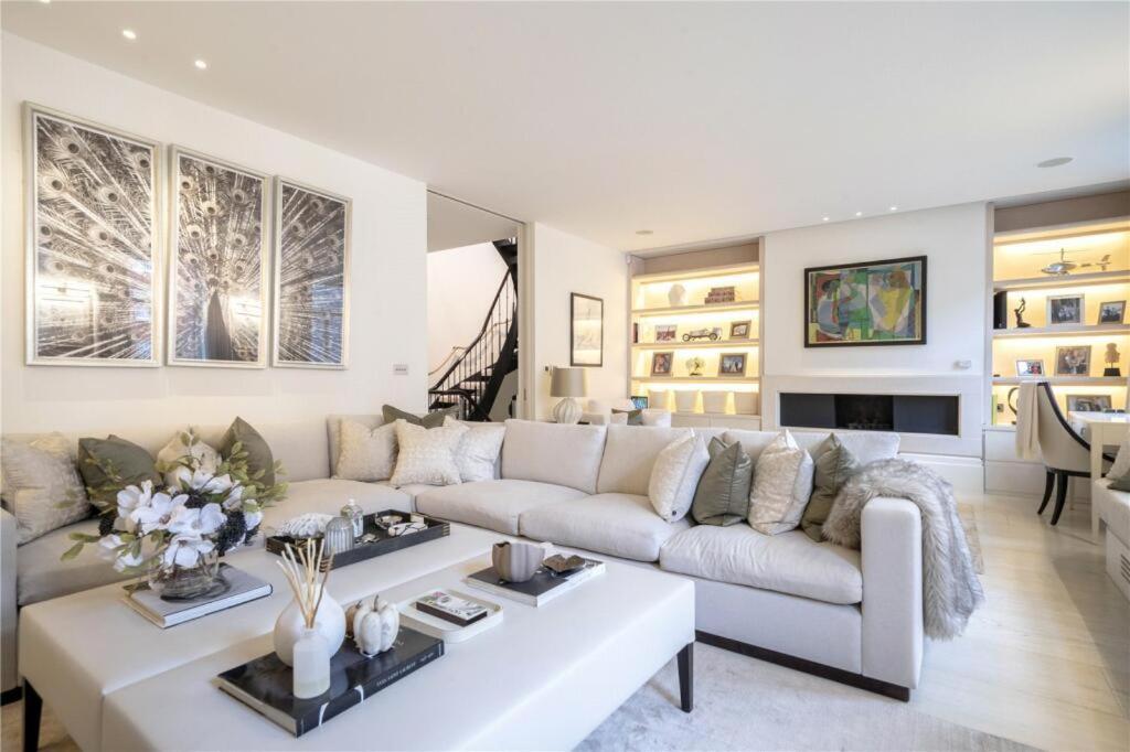 Vakantiehuis Flagship Luxury Villa. Near Mayfair And Hyde Park - Sleeps 16 *