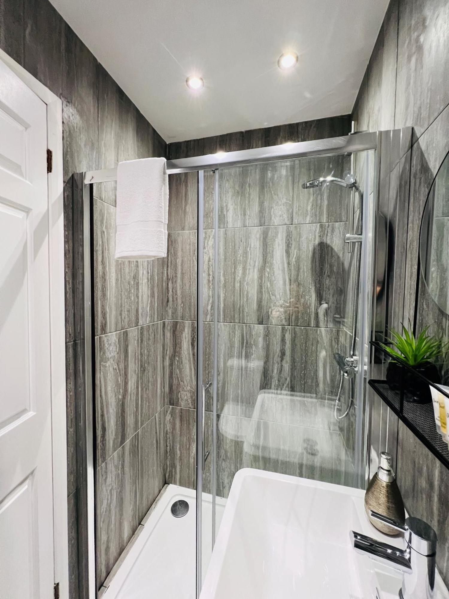 Appartement Studio Apartment *