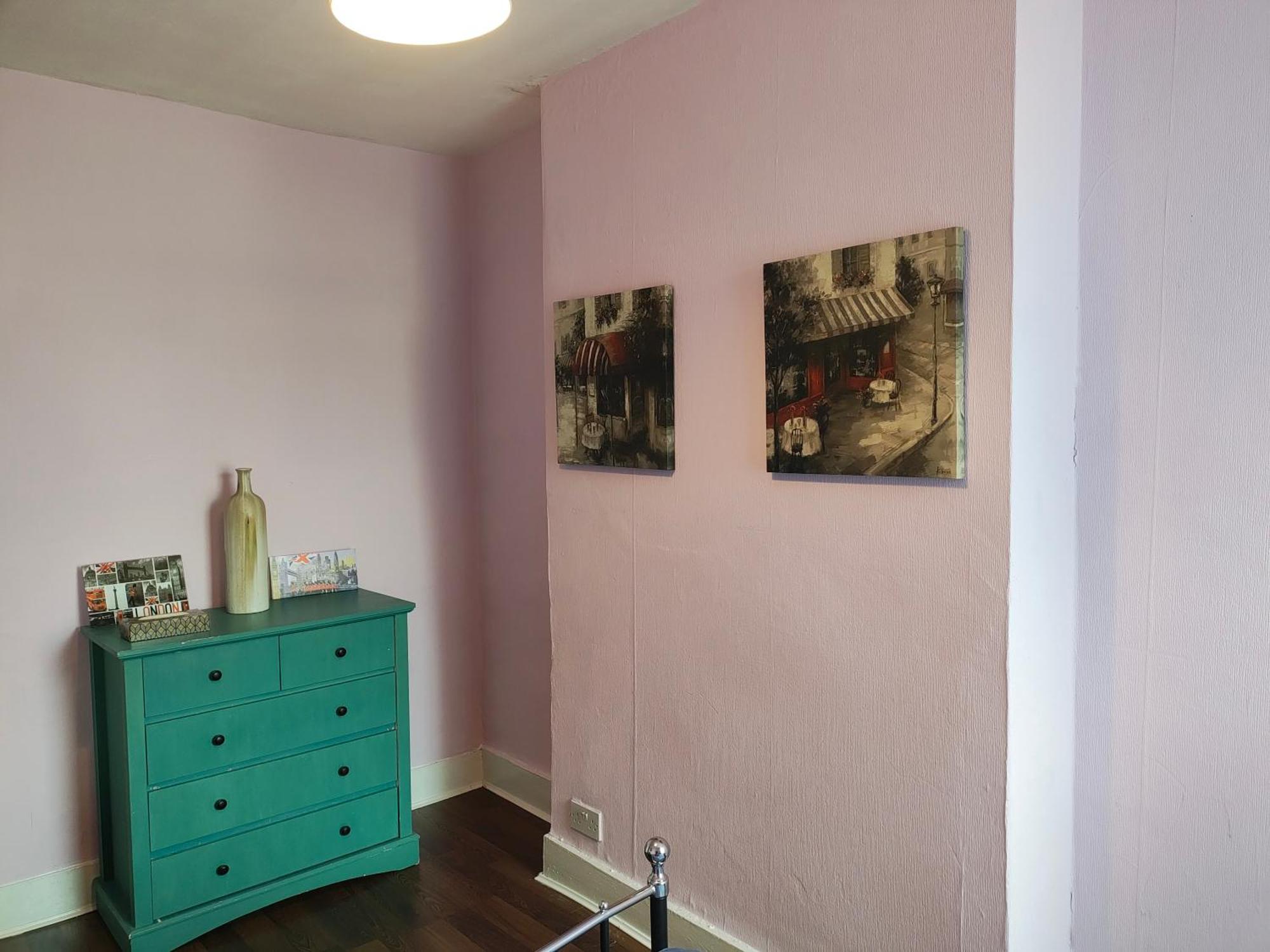Charming Double Bed Retreat Londen