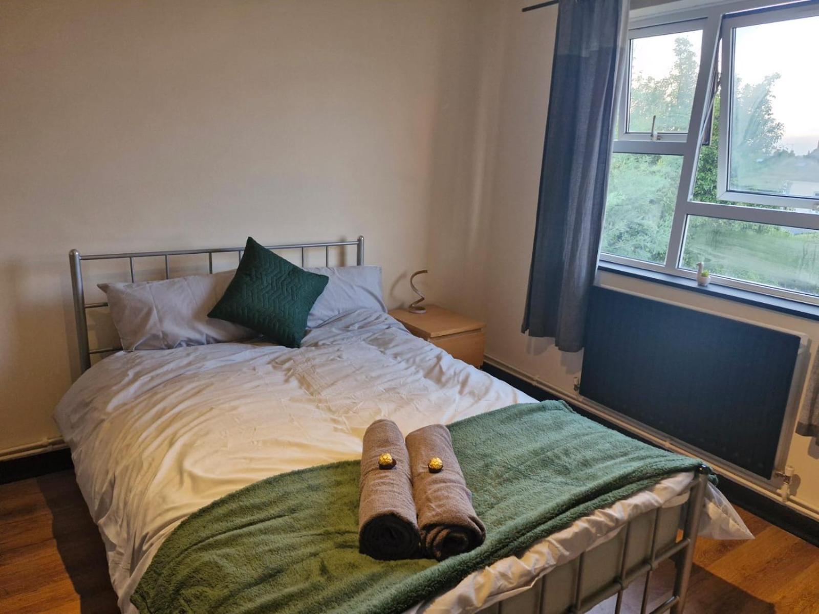 Appartamento Elegant & Spacious 2-bedroom In Wimbledon *