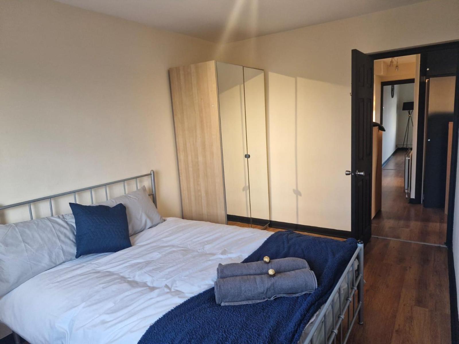 Appartamento Elegant & Spacious 2-bedroom In Wimbledon *