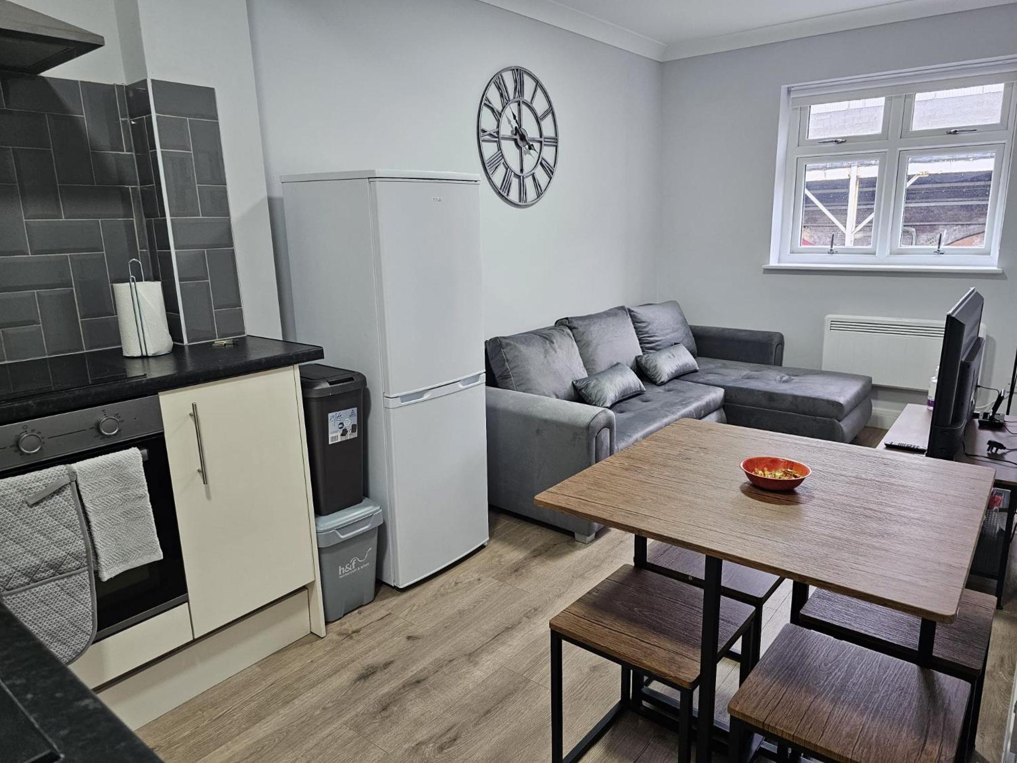 Shepherd's Bush Modern Flat * Londen