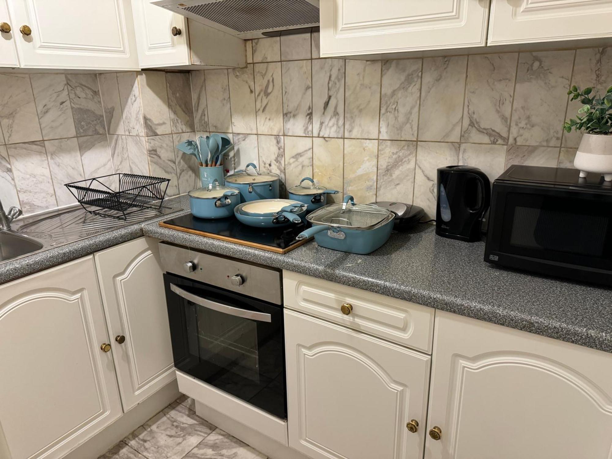 And Affordable Flat For 6 People In Zone 1 - Baker Street - With Breakfast Included Londres