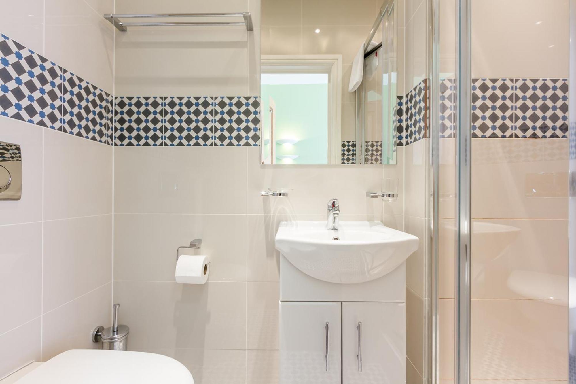 Hotell Gower House