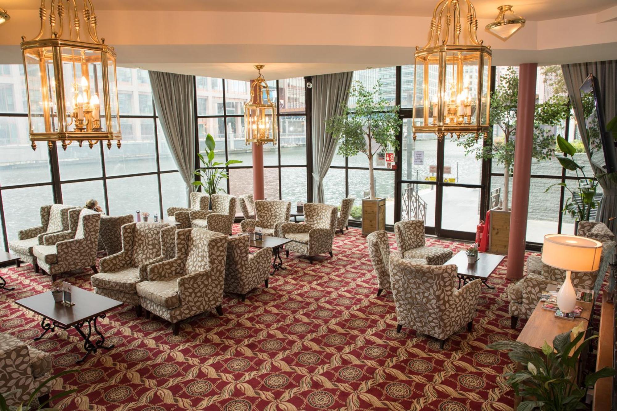 Hotel Britannia International Canary Wharf 4*