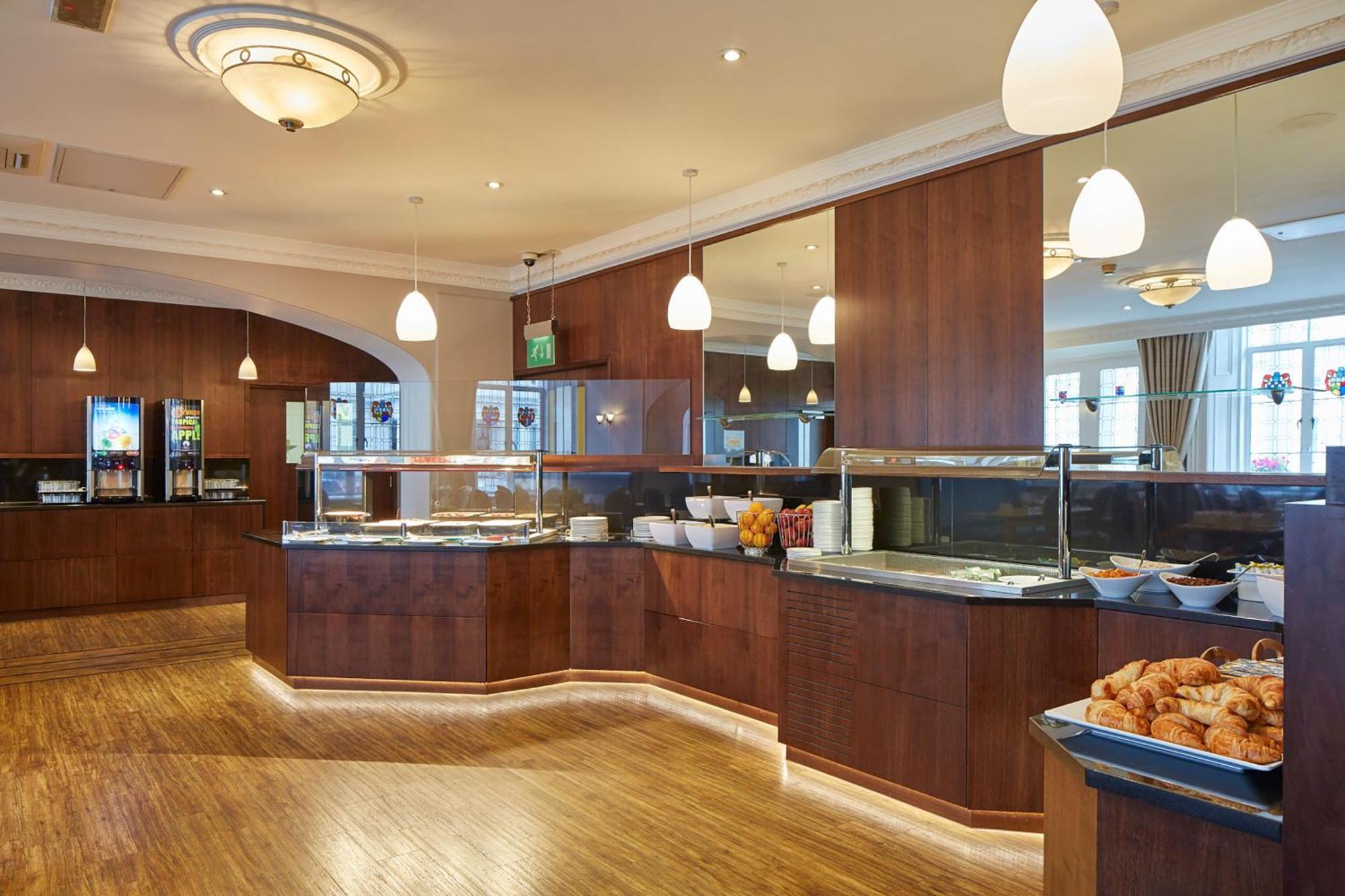 Lancaster Gate 3*