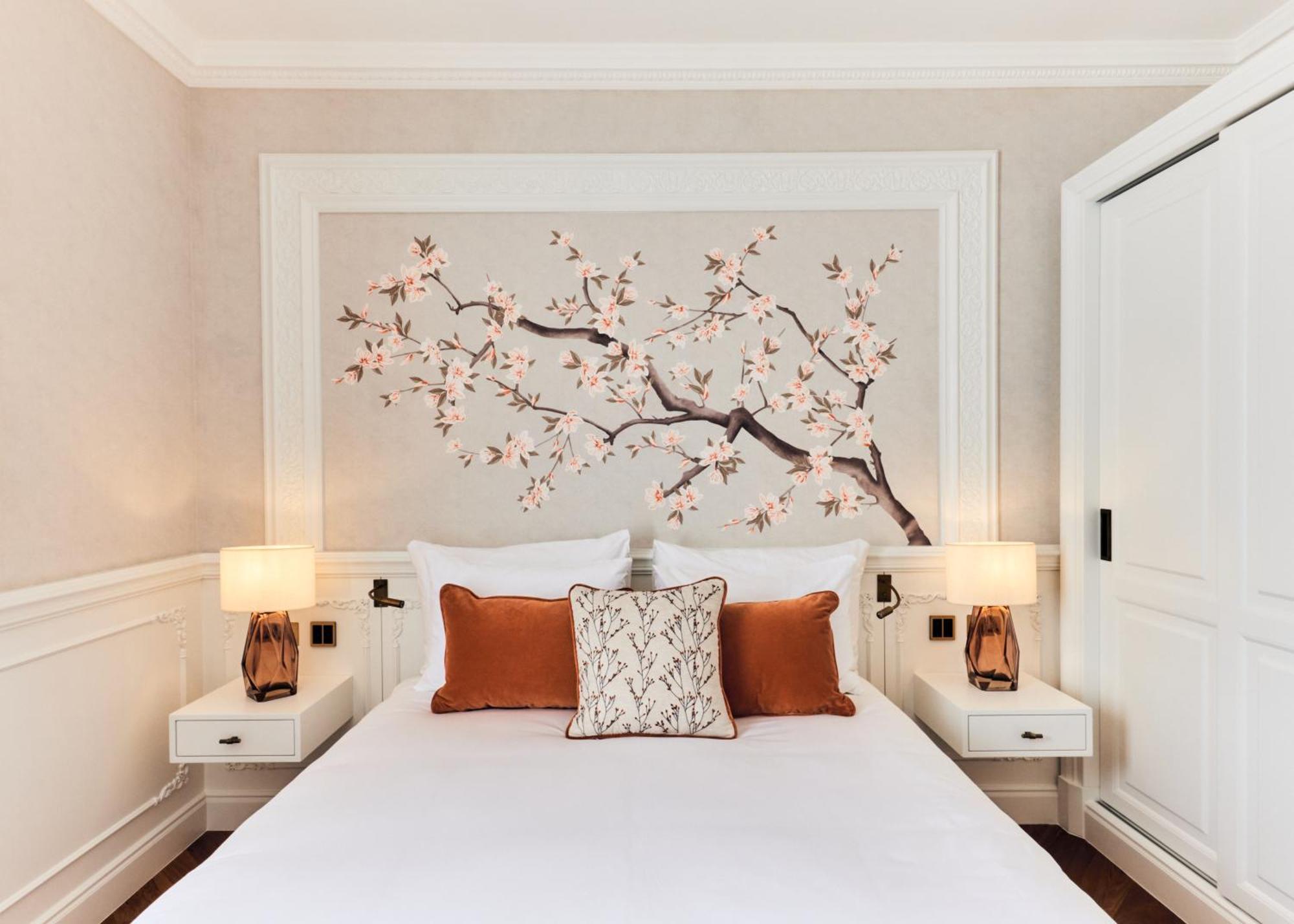 2 Chesham * Londra