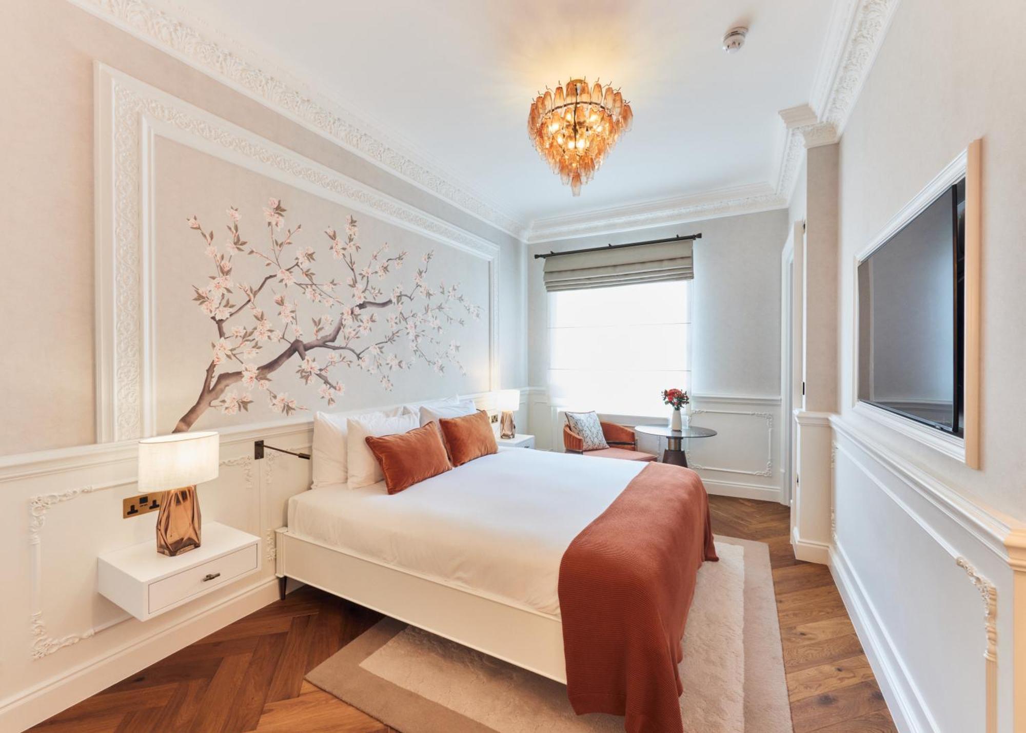 2 Chesham * London