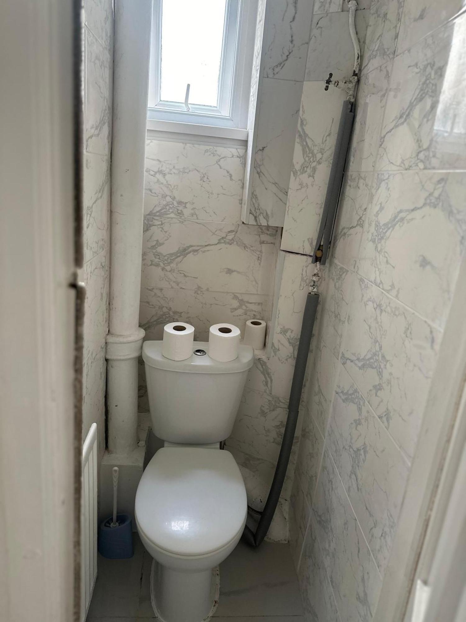 Ground Floor Mile 2 Bedroom Flat * London