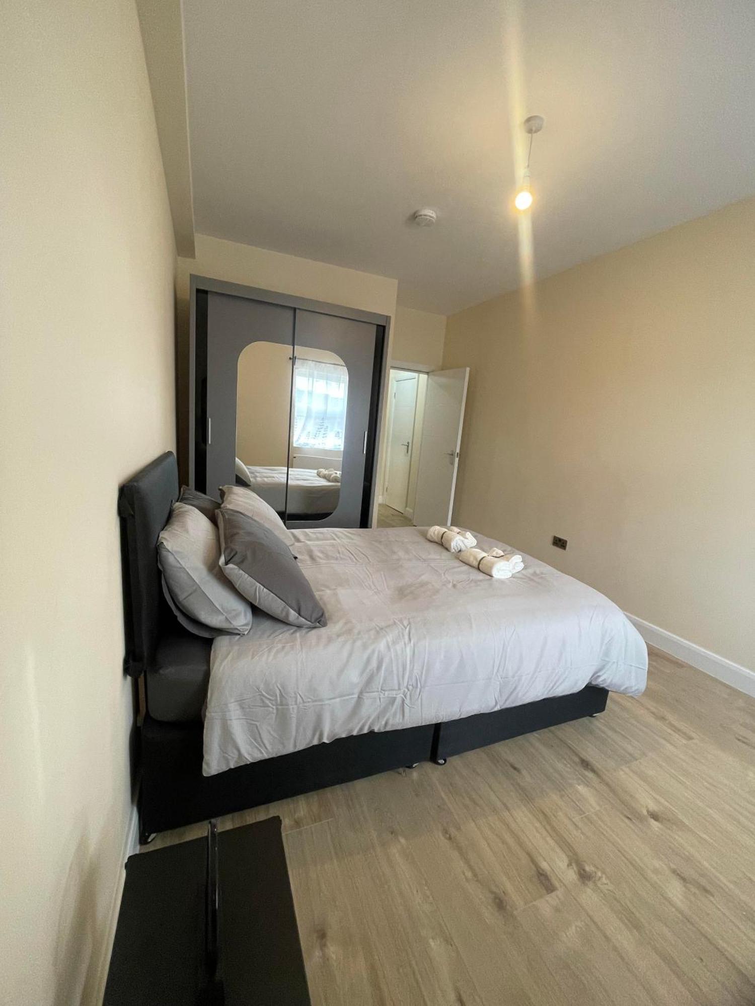 Wembley Stunning Modern Lejlighed *