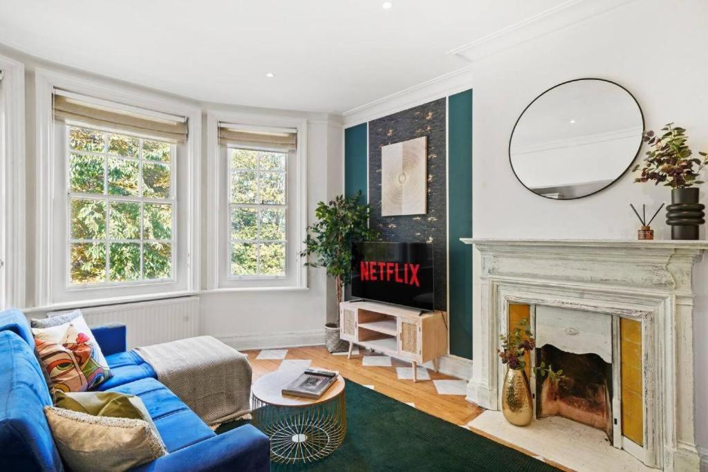 Appartement Modern Deluxe 3 Bed In Putney - Parking Londen