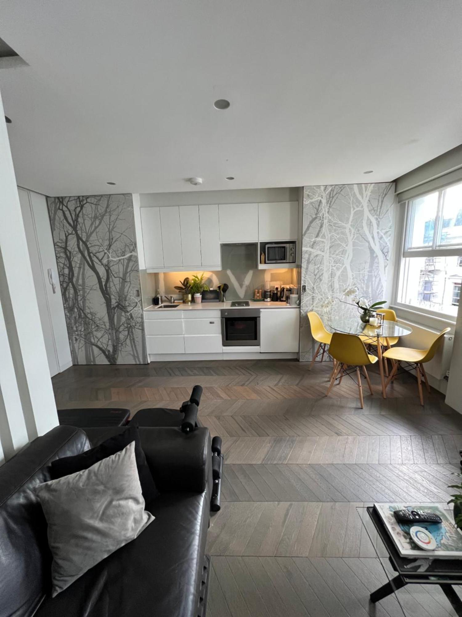 One Bedroom Flat Near Portobello Road Londen