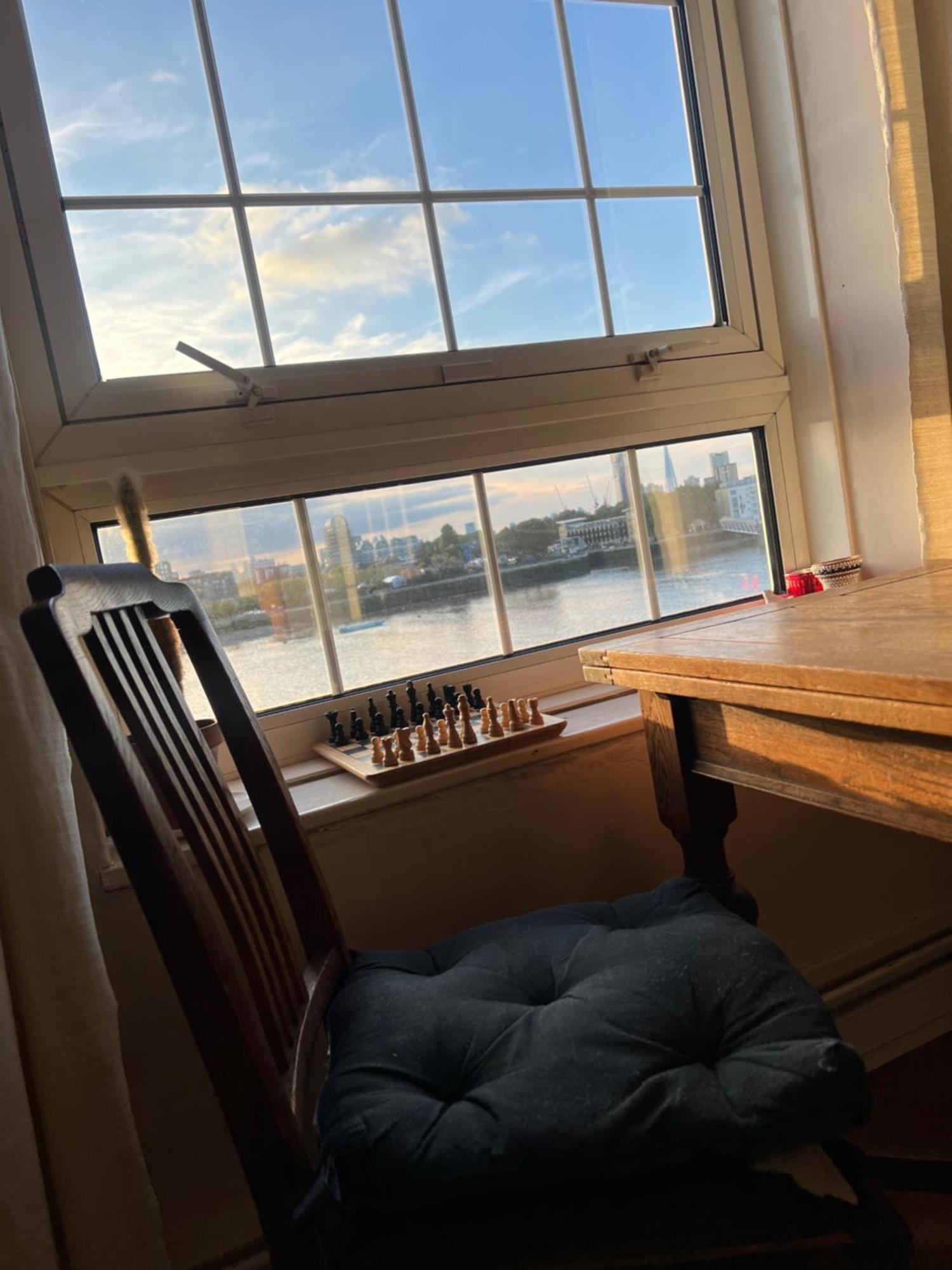 Charming And Cosy Canary Wharf With Stunning Views Séjour chez l'habitant *