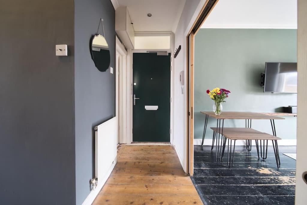 Top-floor Covent Garden Flat Lägenhet *