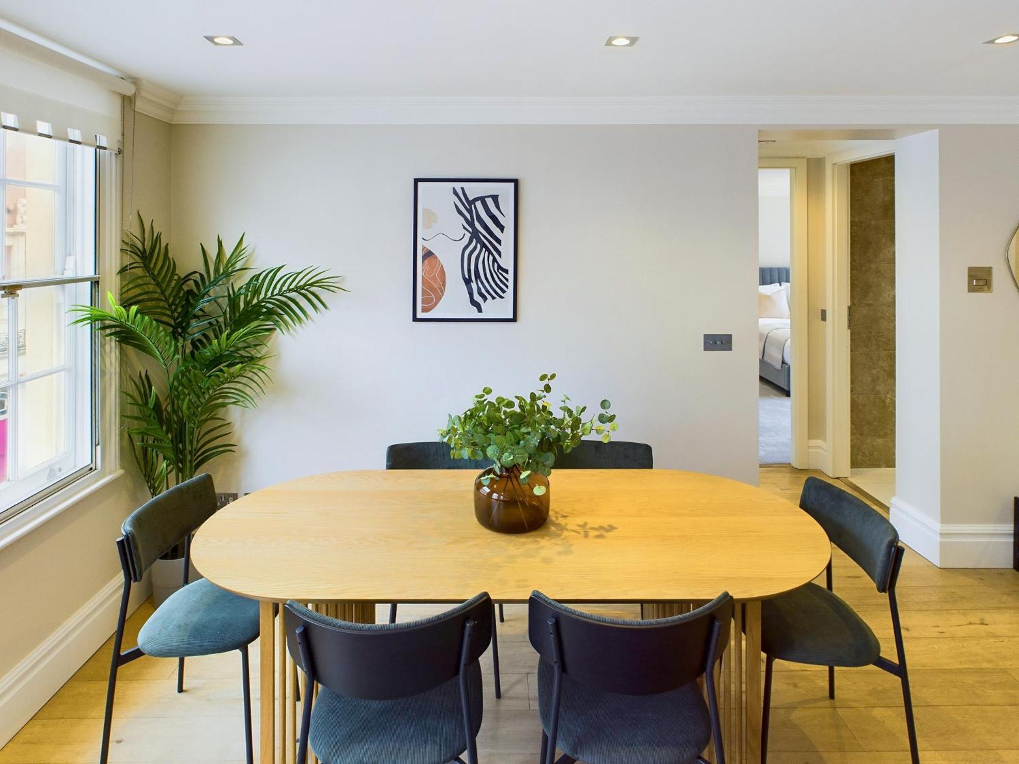 Be - The Mayfair Residences Apartment *