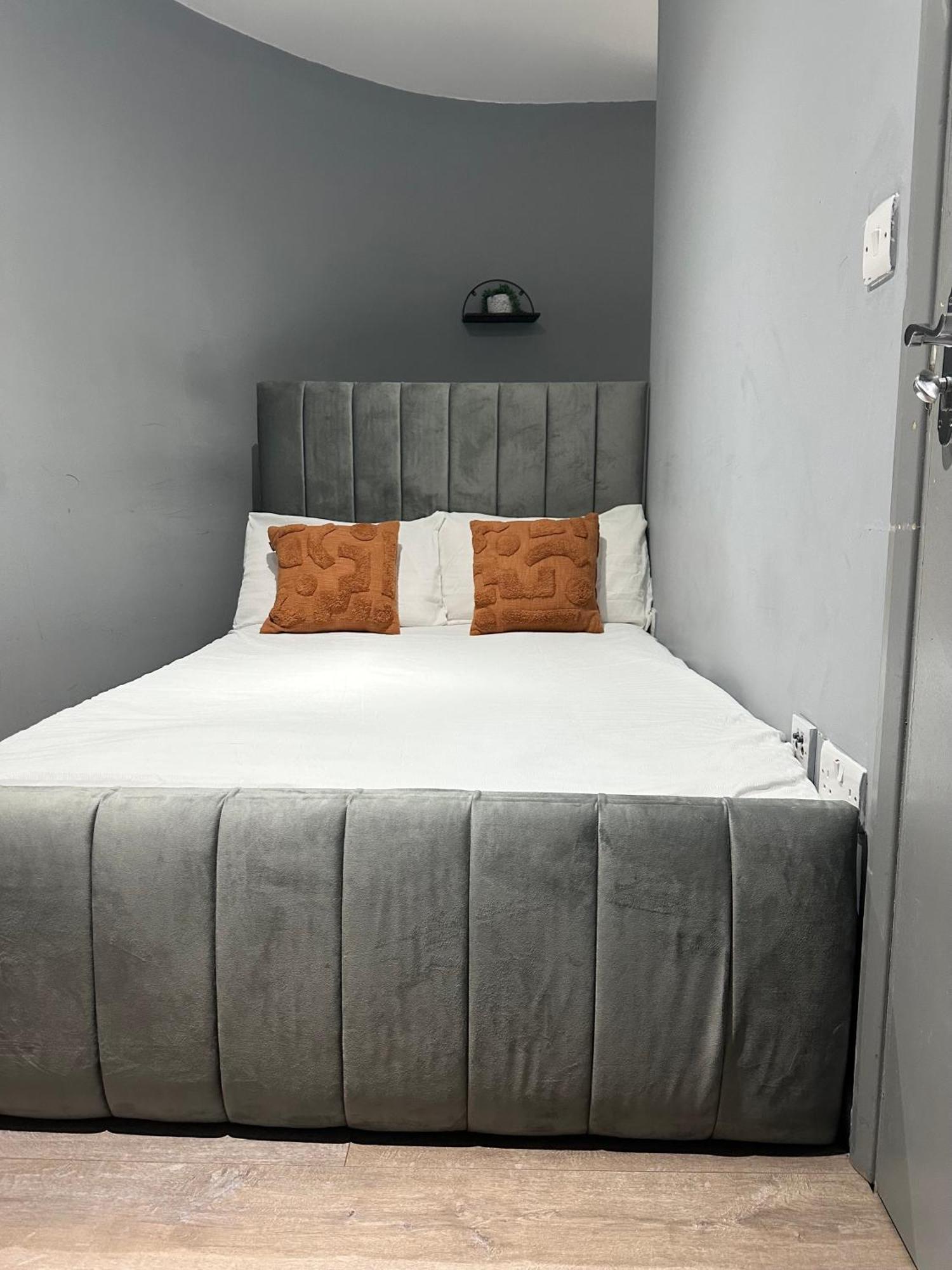 Kingcross 3 Bedroom Flat, 3mins To Euston Londen