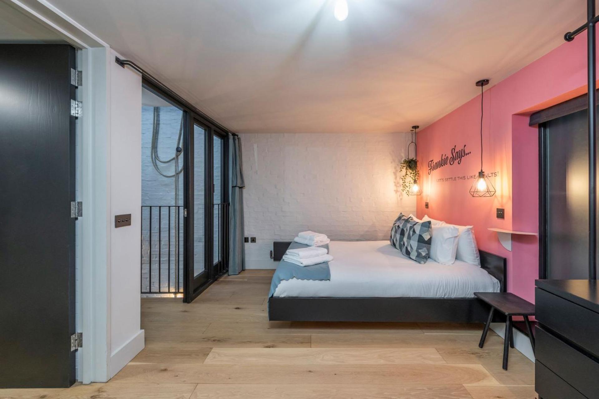 The Insta Playhouse - Covent Garden - By Frankie Says *