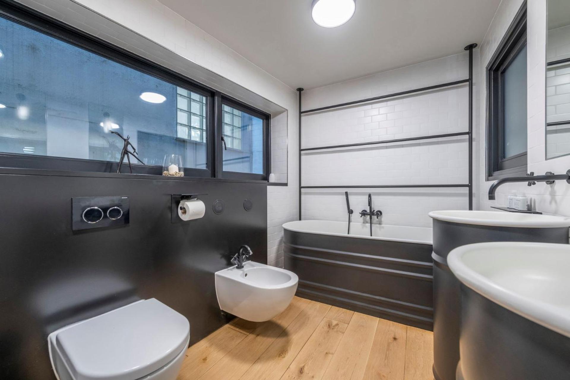 The Insta Playhouse - Covent Garden - By Frankie Says Apartment *