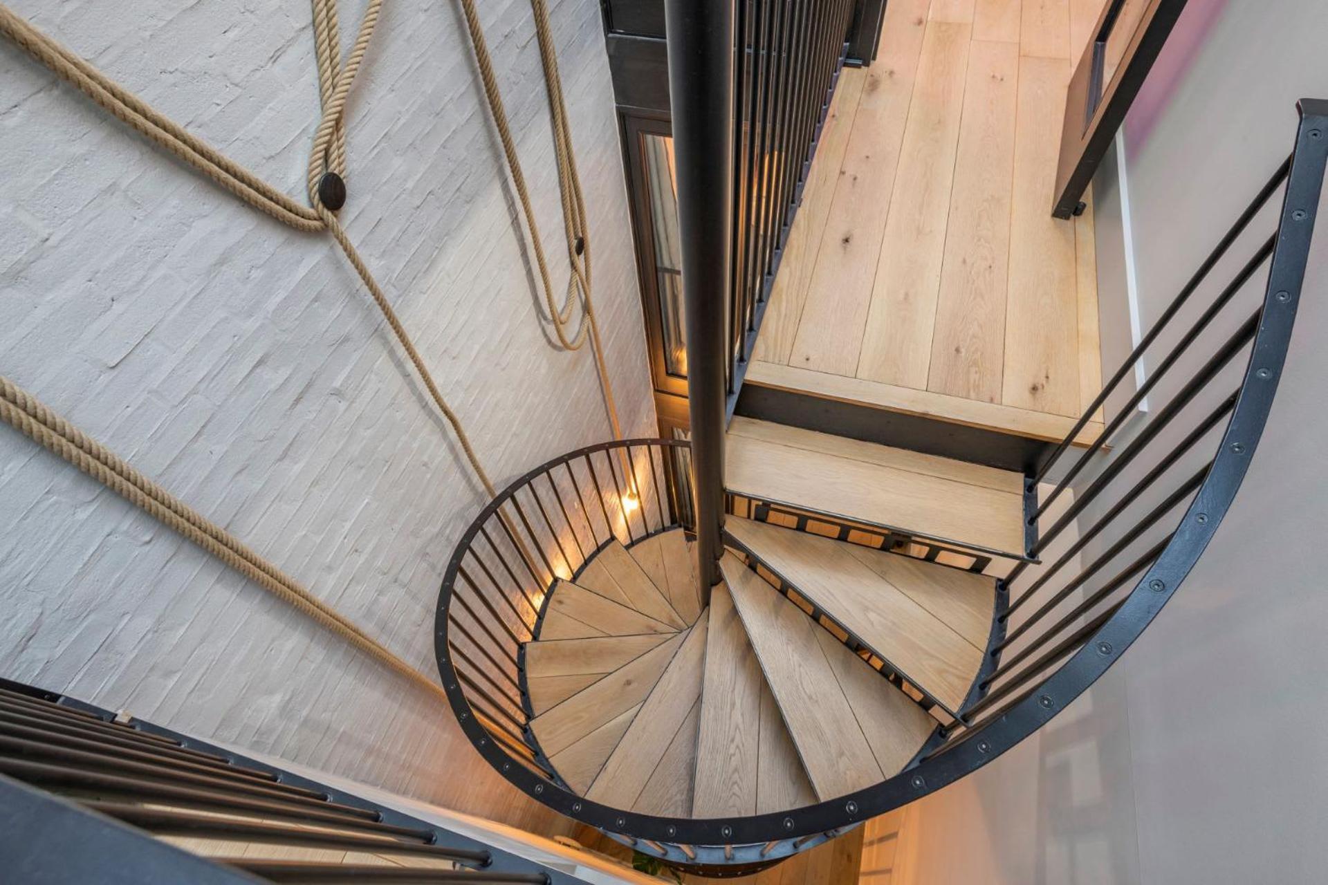 The Insta Playhouse - Covent Garden - By Frankie Says London