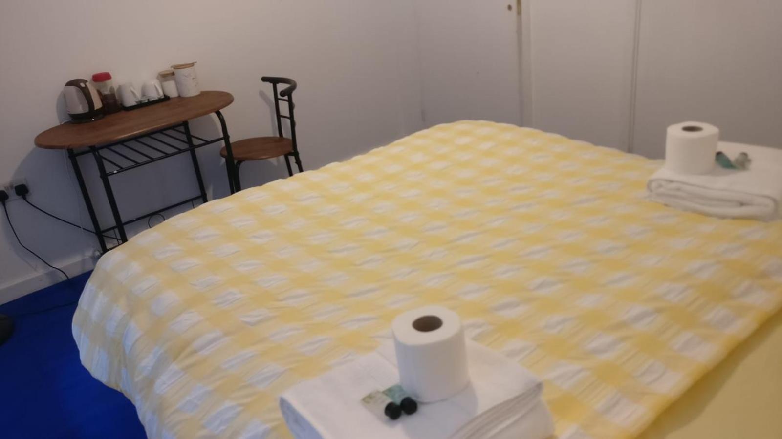 In A Shared Flat Londen