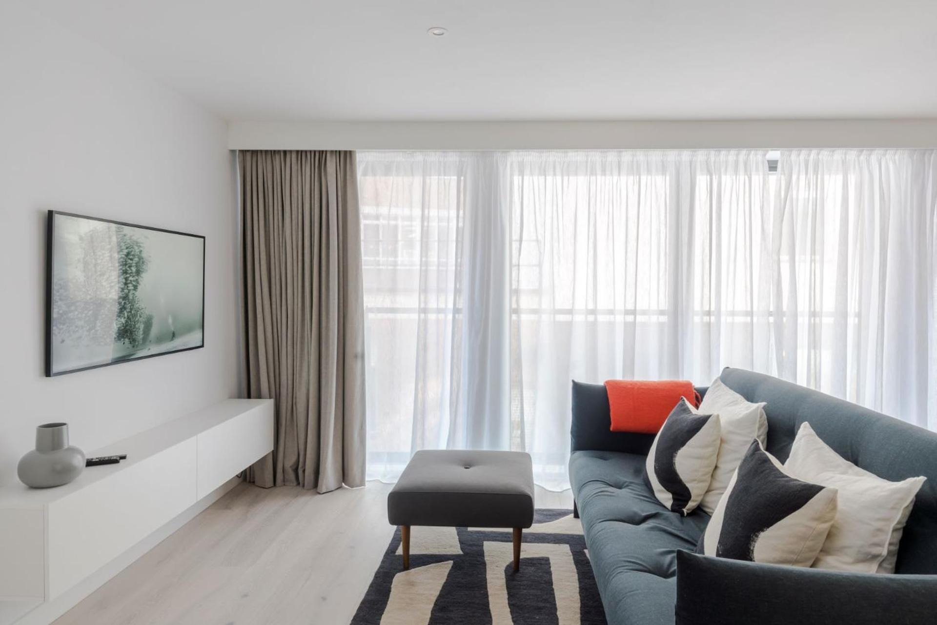 Blue Jeans White Shirt - Fitzrovia - By Frankie Says Appartement Londres