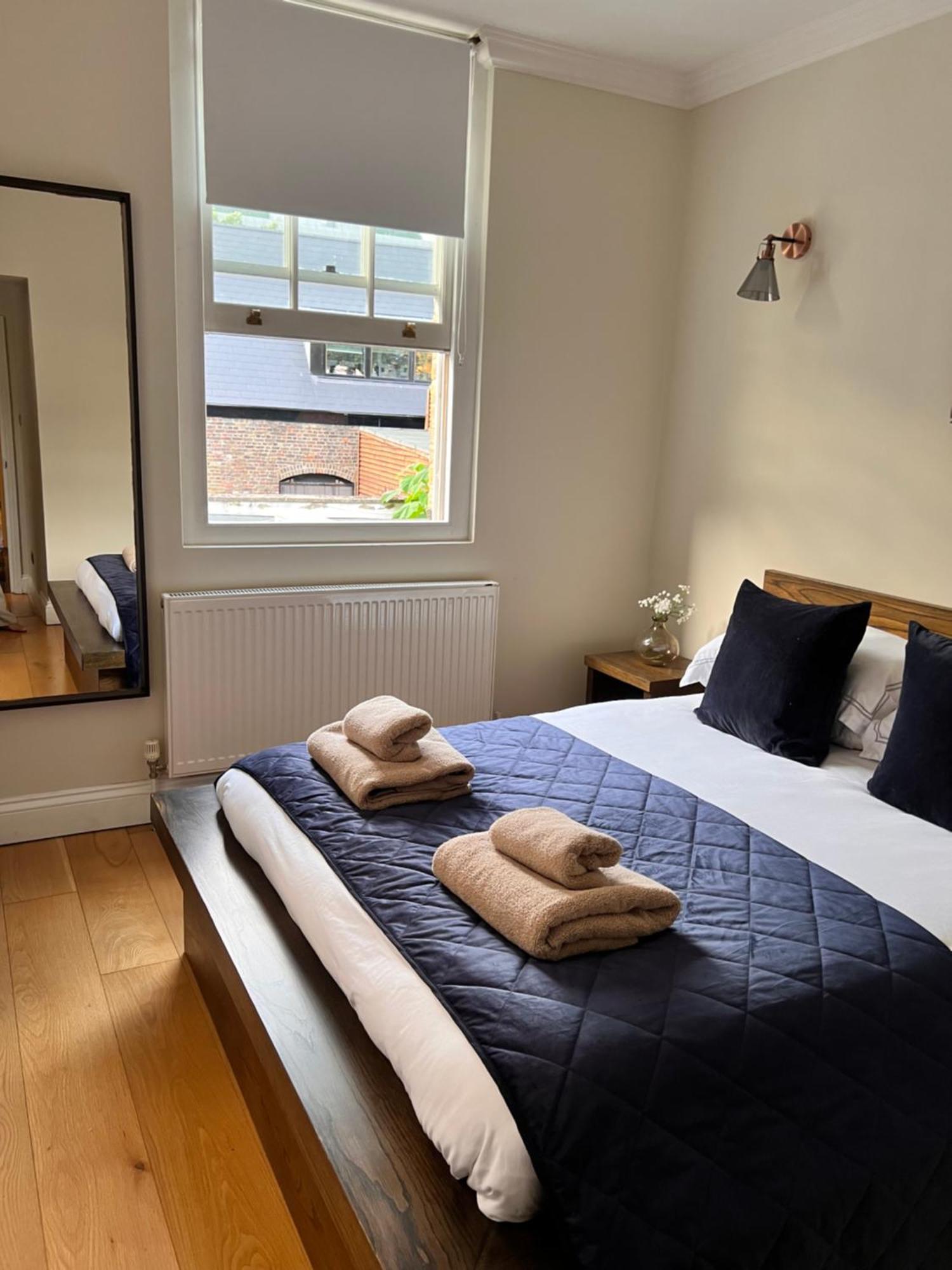 Beautiful One Bedroom Near Business Design Centre Islington Lägenhet