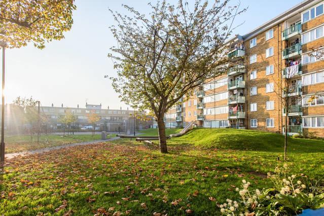 2 Bantry House Apartment *