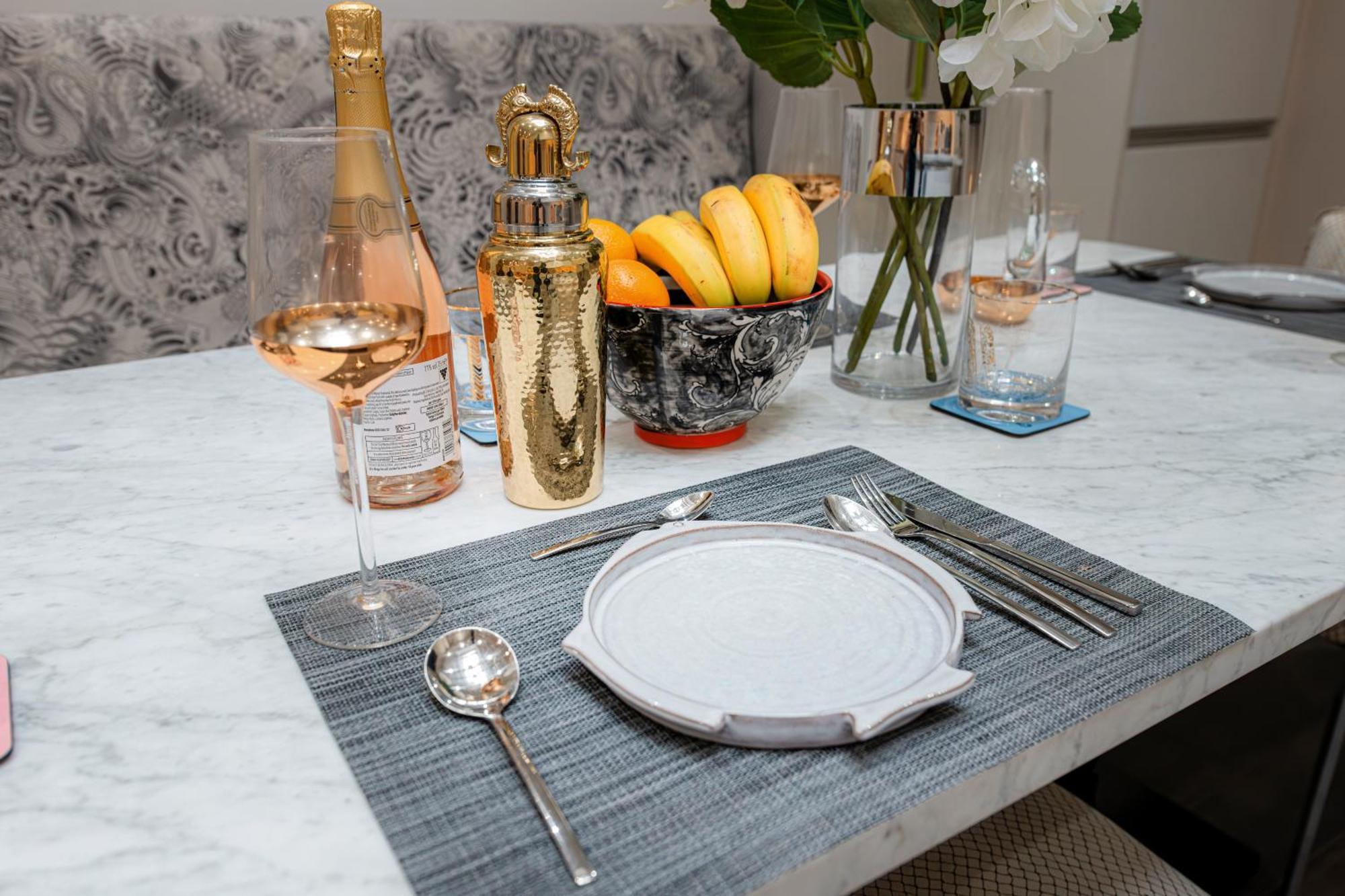 Luxury 3br In Belgravia, Near Victoria * London