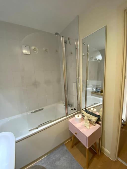 Floor 1bed With Balcony, View Apartment London