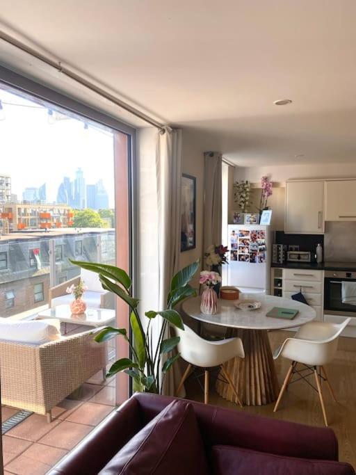 Floor 1bed With Balcony, View Apartment *