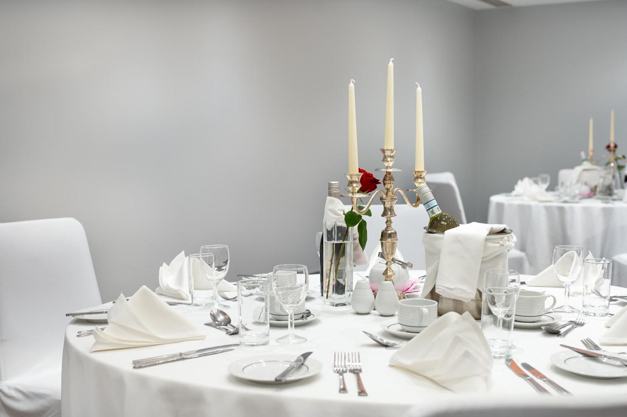 Hotel Gem Langham Court 4*