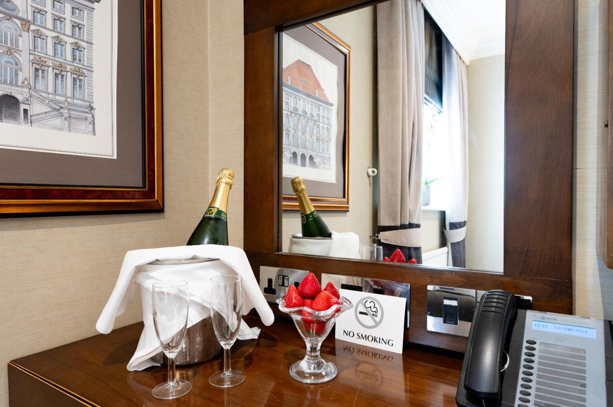 Hotel Gem Langham Court