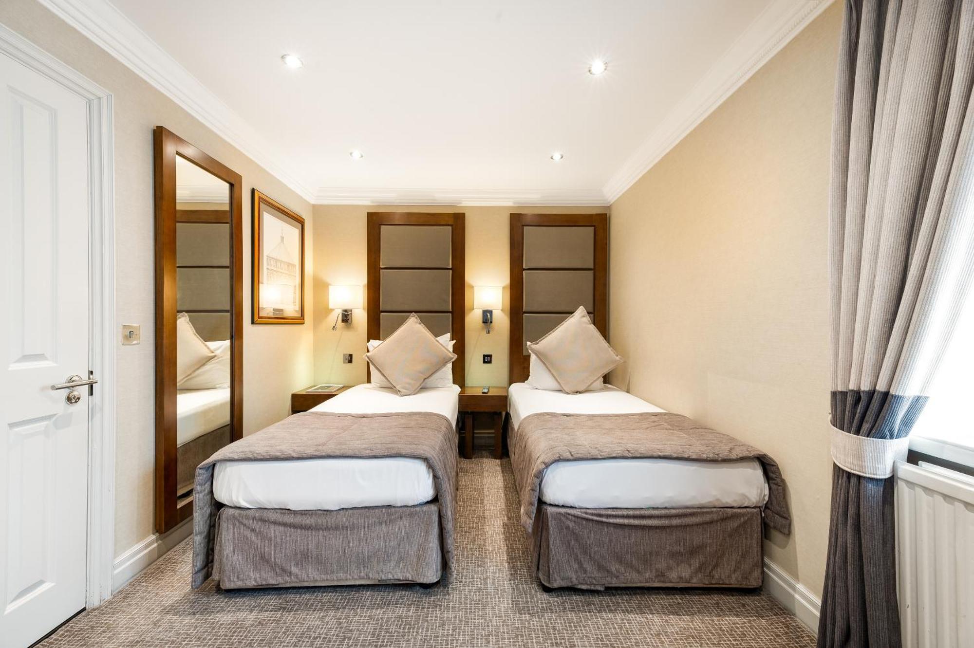 Gem Langham Court Hotel 4*