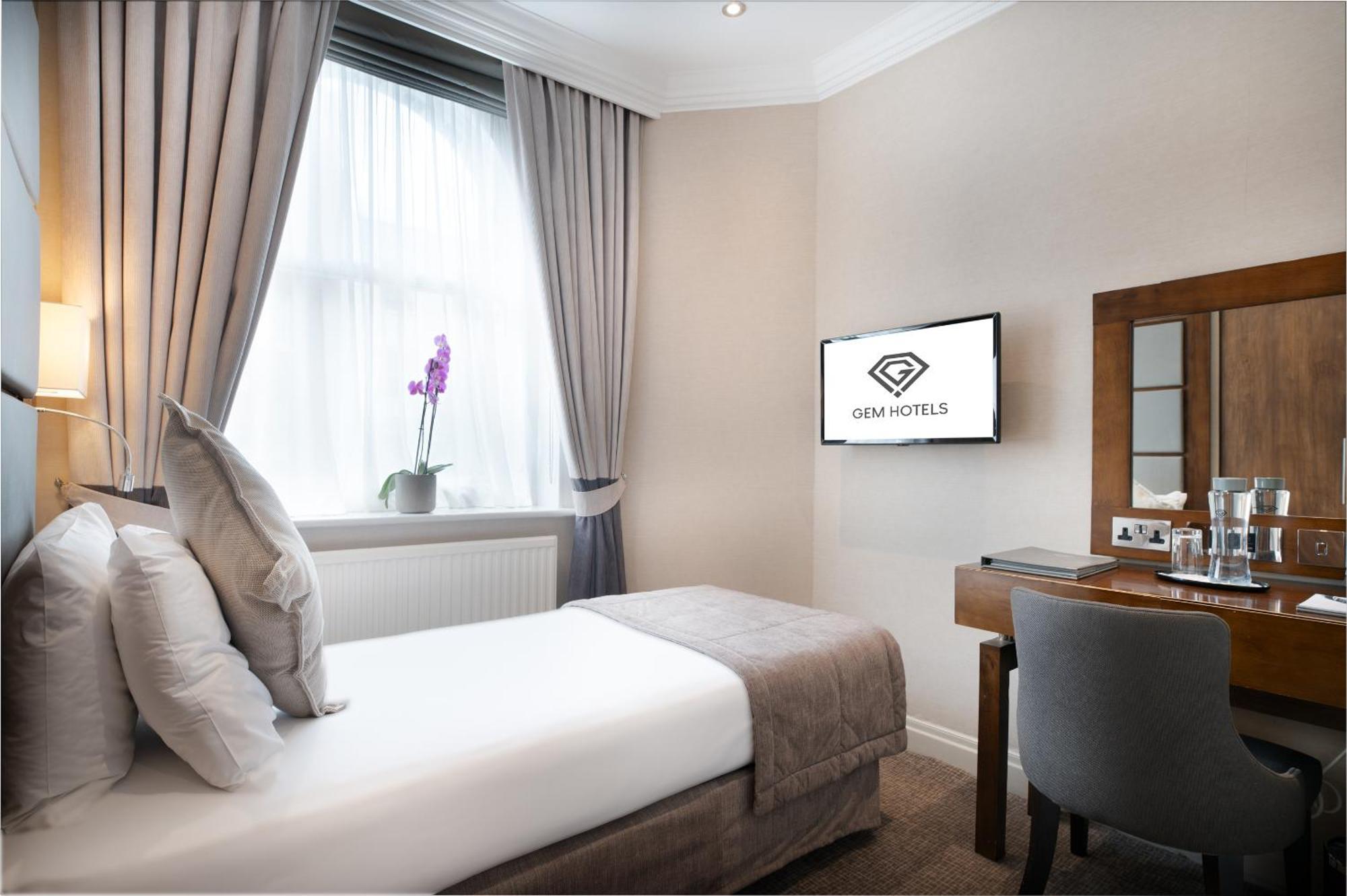 Hotel Gem Langham Court 4*