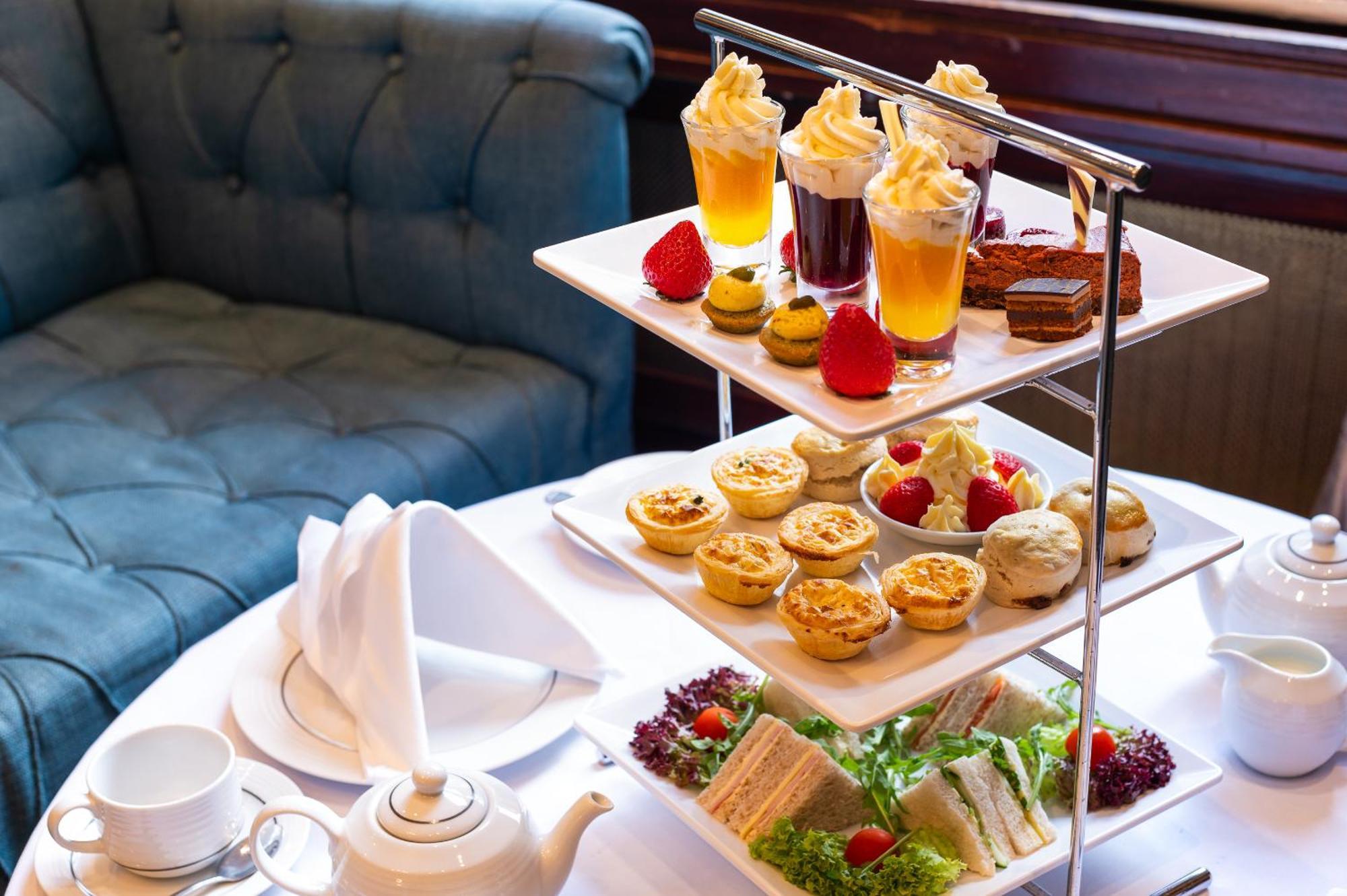 Hotel Gem Langham Court 4*