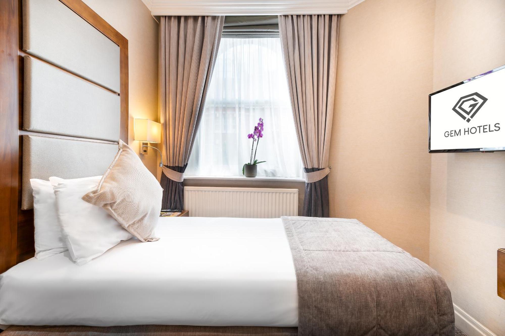 Hotel Gem Langham Court London