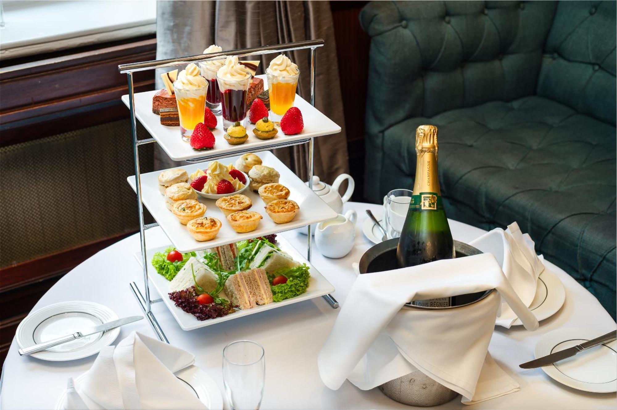 Gem Langham Court 4*