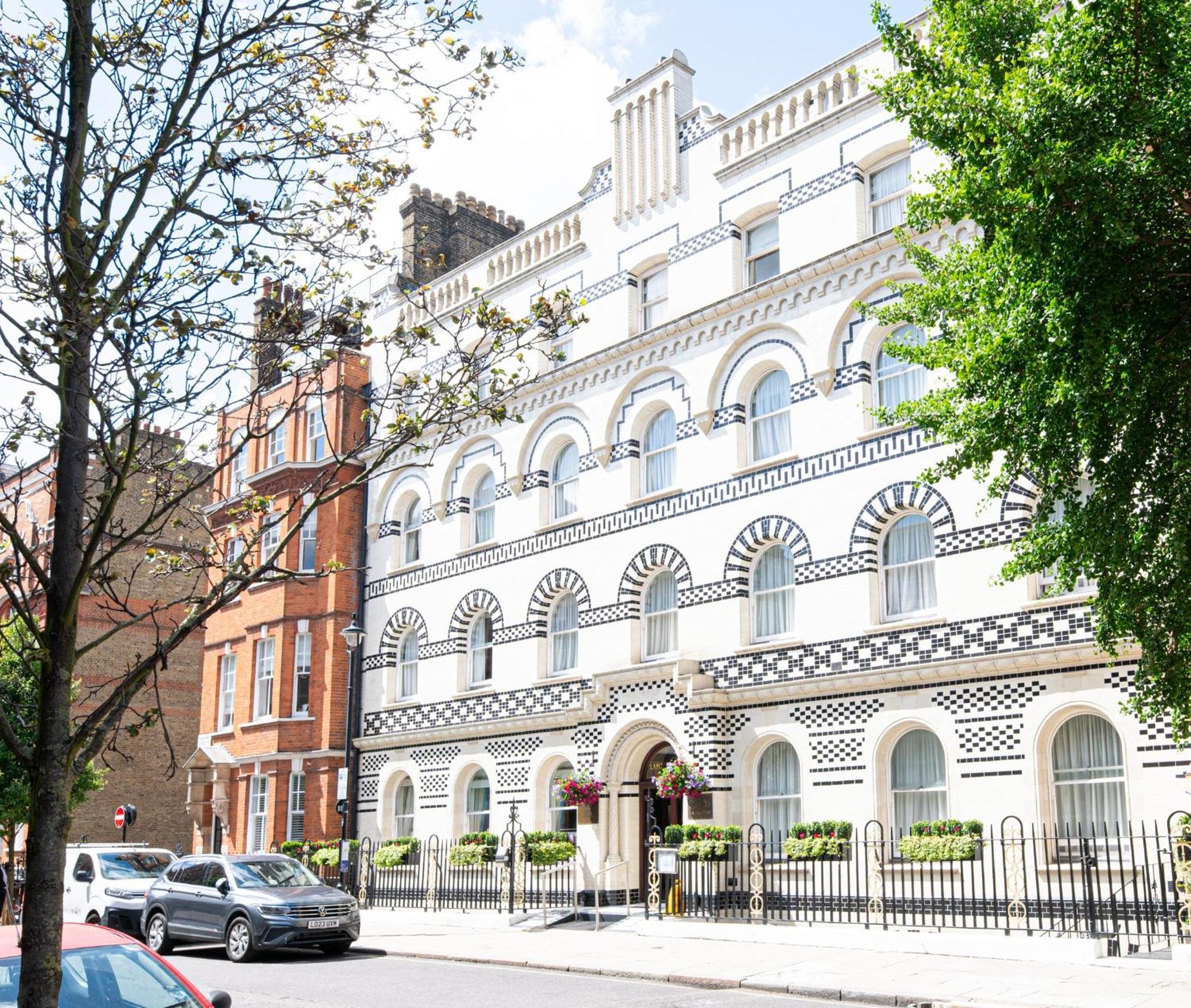 Hotel Gem Langham Court 4*