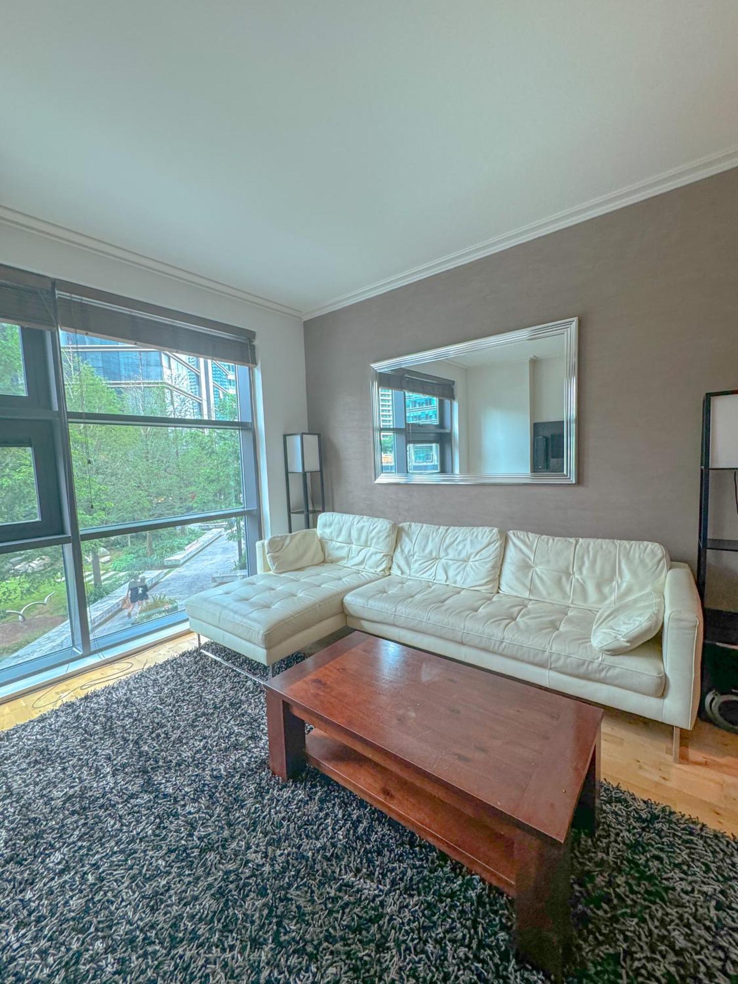 Horizon Canary Wharf Apartments Apartment