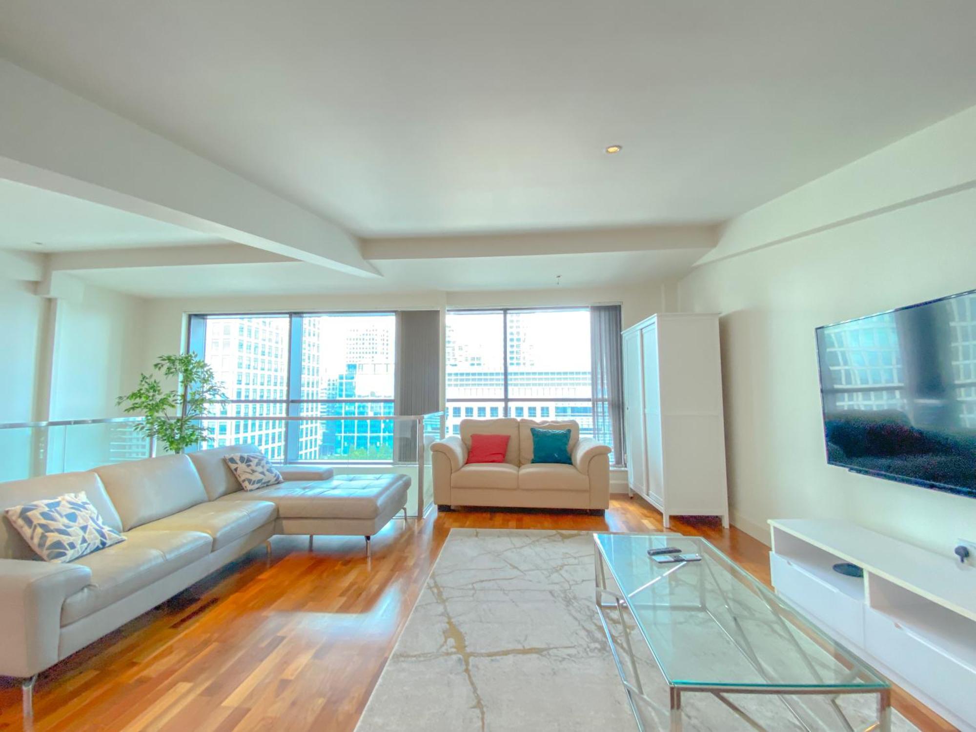 Horizon Canary Wharf Apartments * London