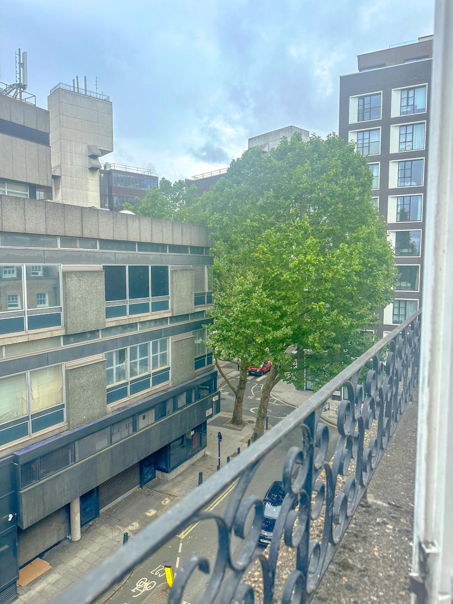 Maple Street * London