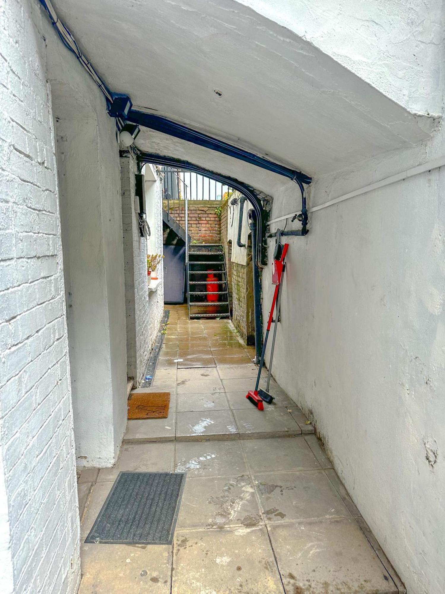 Maple Street Apartment