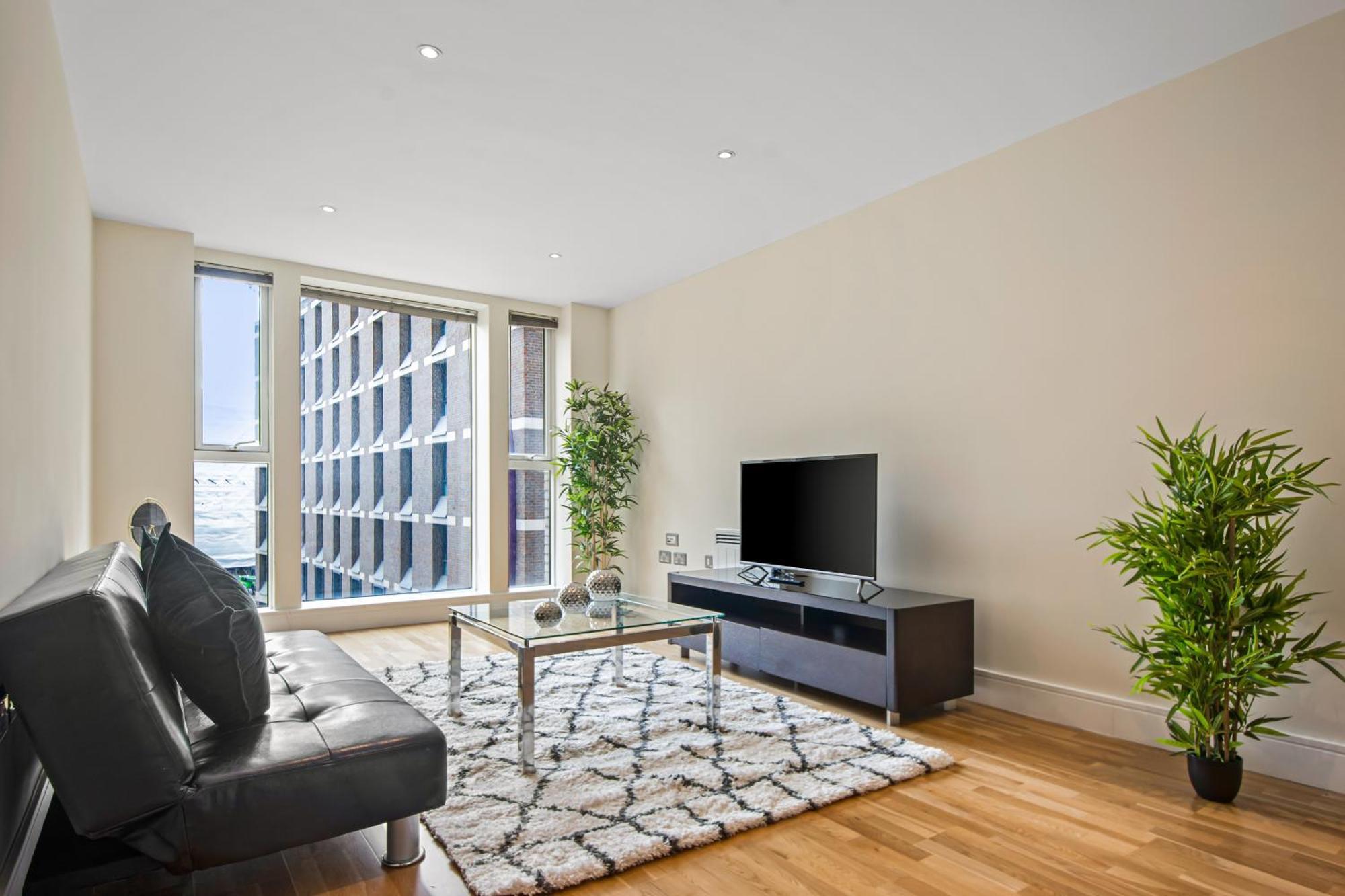 One Bed In Waterloo Near Southwark