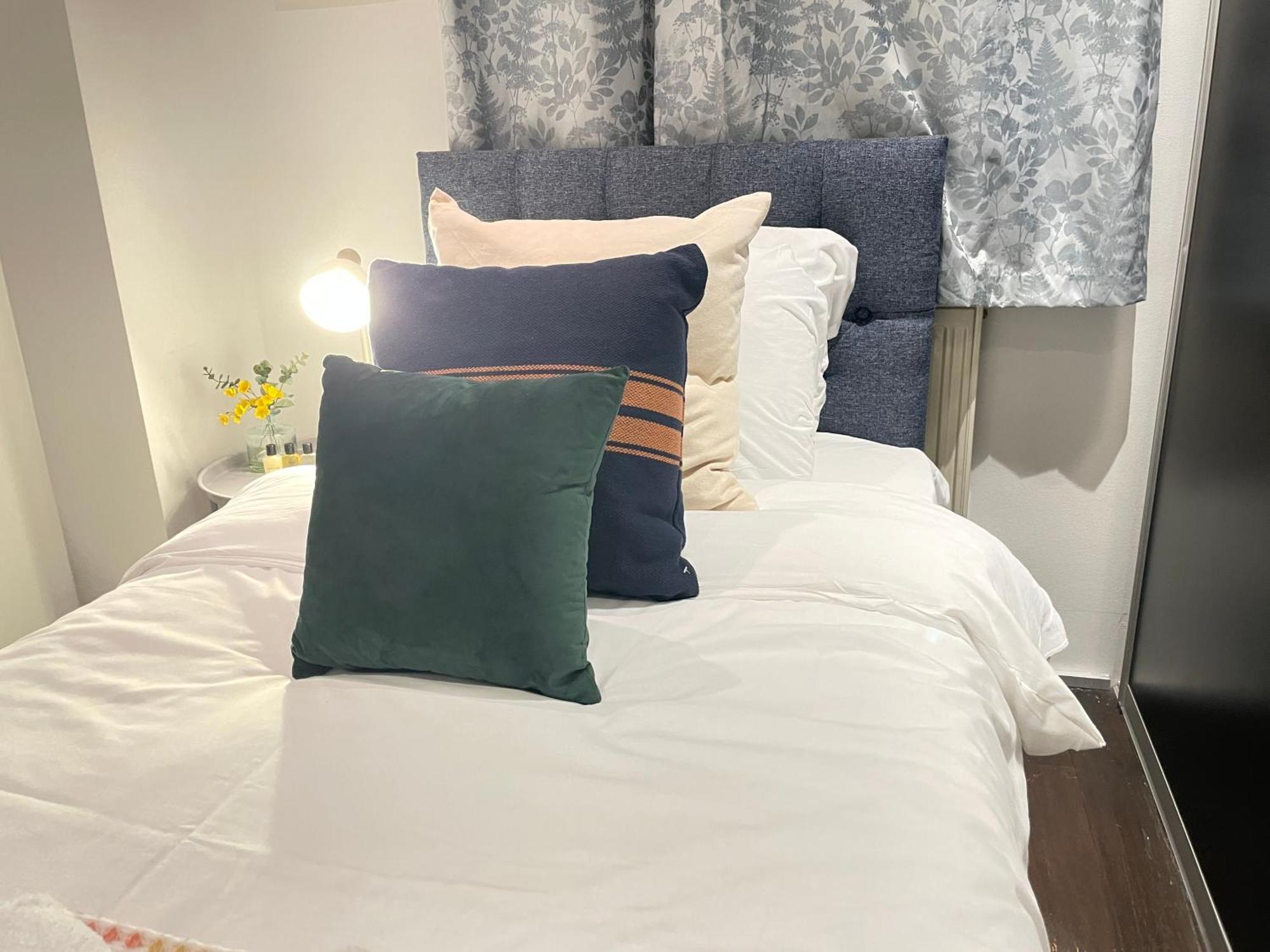Appartamento Stepney Gated Area With Parking & Garden