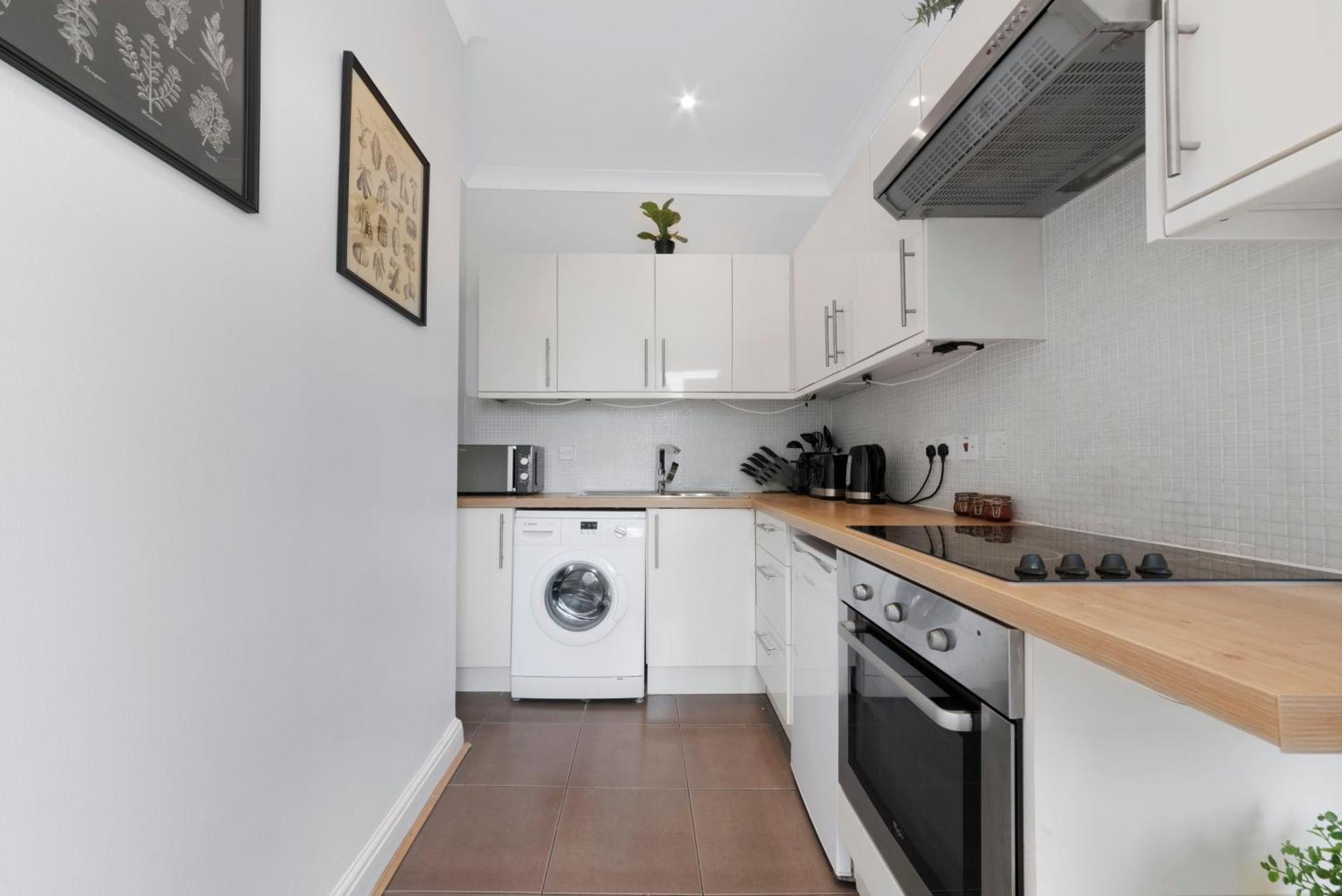 Two Bedroom Muswell Hill - Second Floor Londra