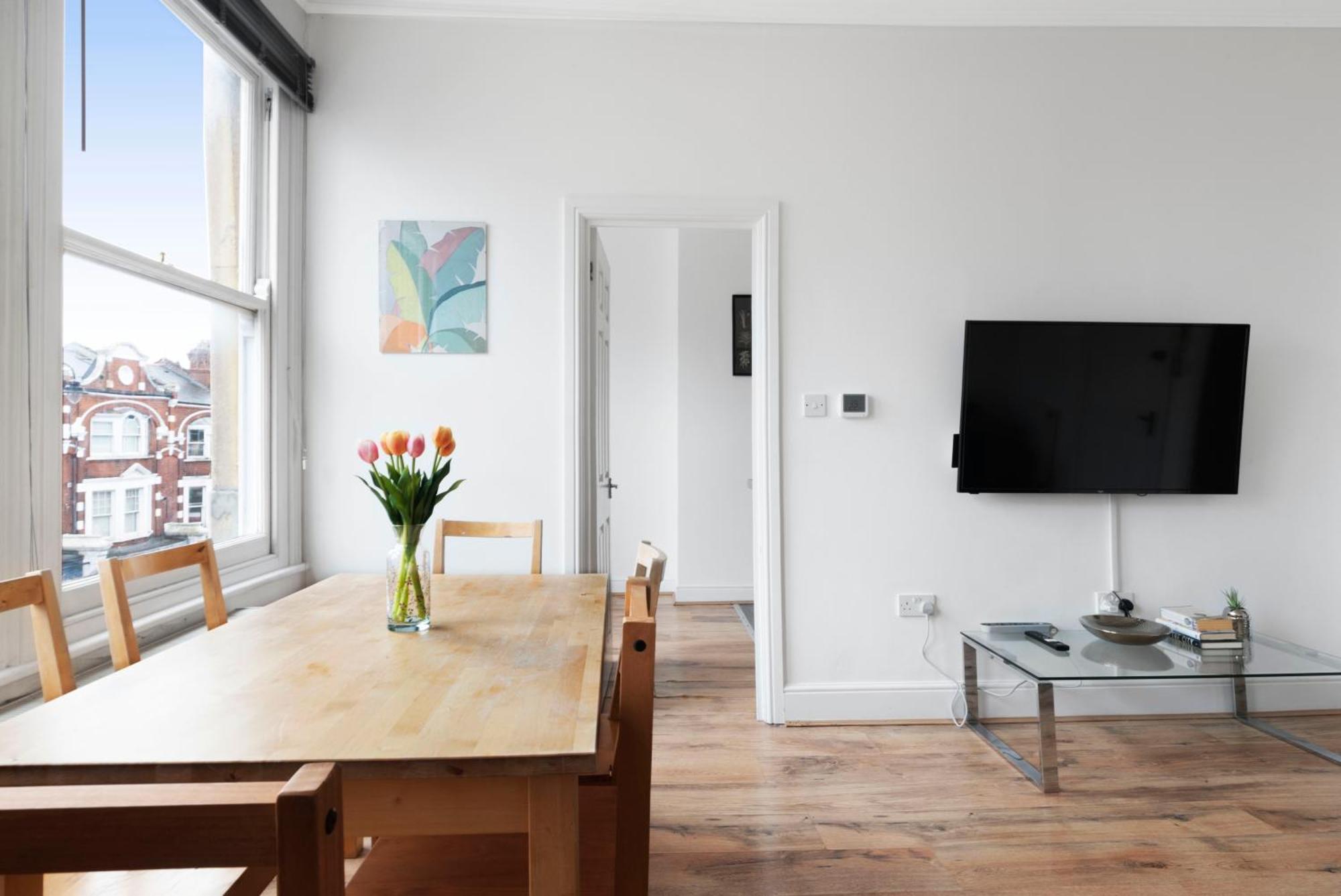 Appartamento Two Bedroom Muswell Hill - Second Floor Londra