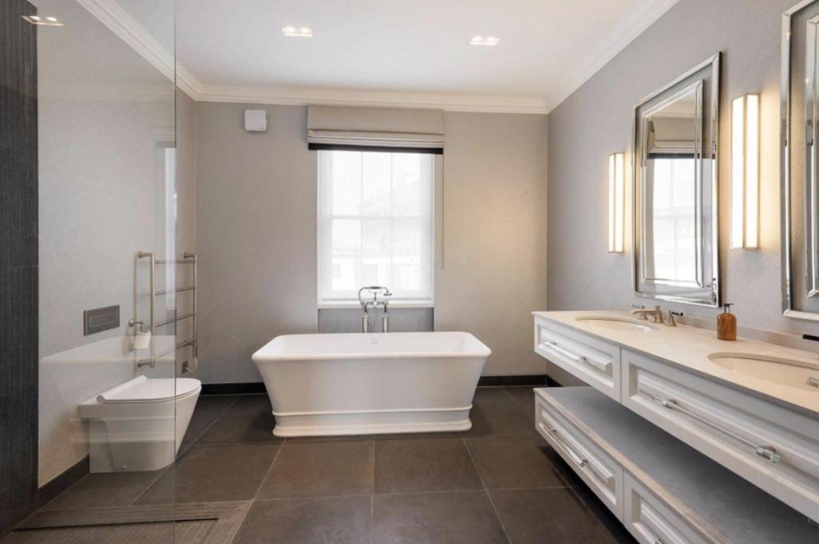 Luxury 4 Bedrooms 5 Baths 2 Receptions Family House With Garden Chelsea Villa