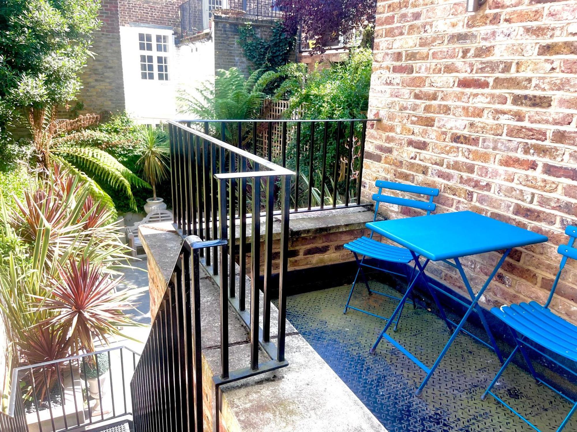 Villa Luxury 4 Bedrooms 5 Baths 2 Receptions Family House With Garden Chelsea *