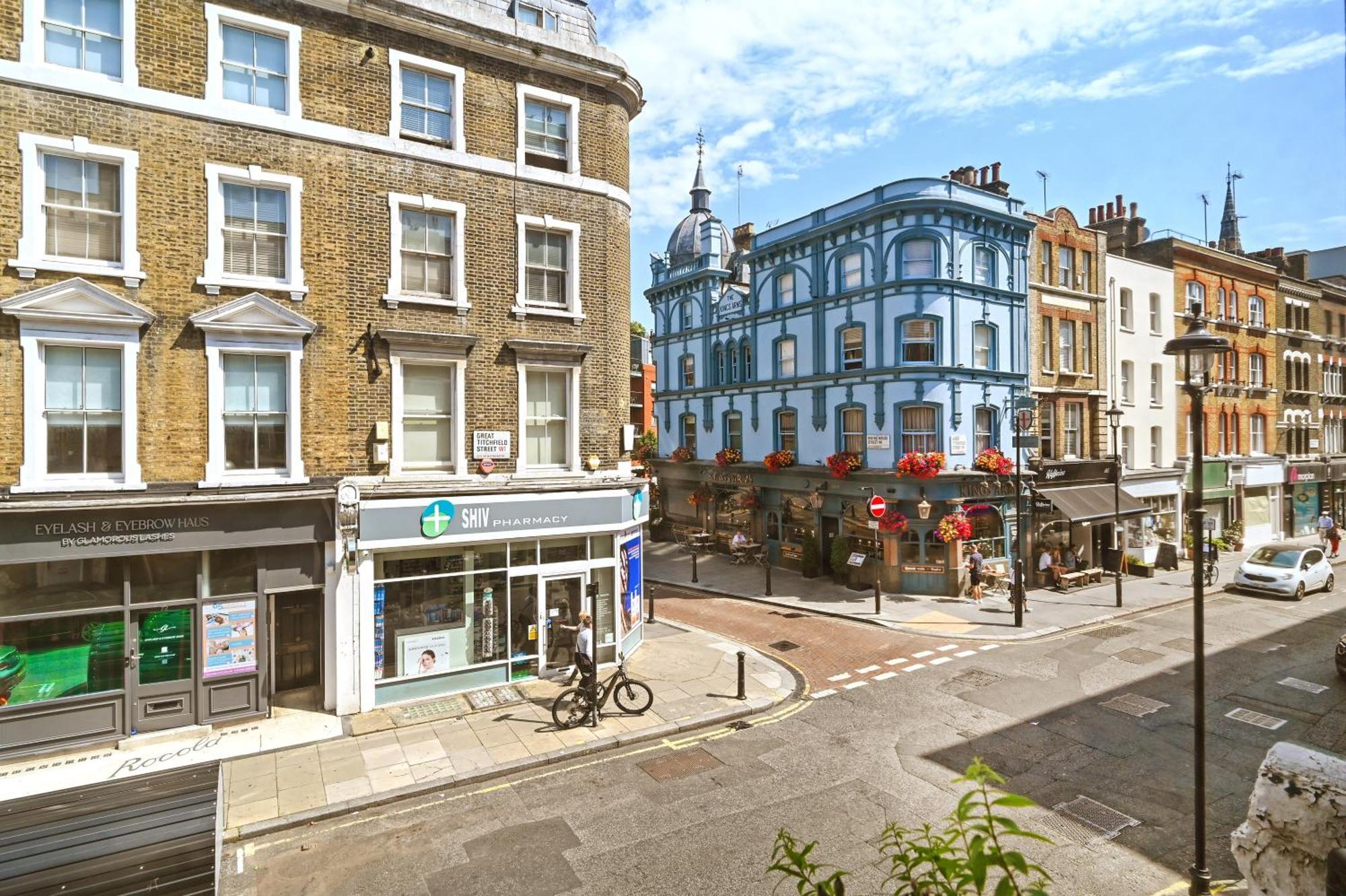 Charming West End In Peaceful Fitzrovia Apartment London